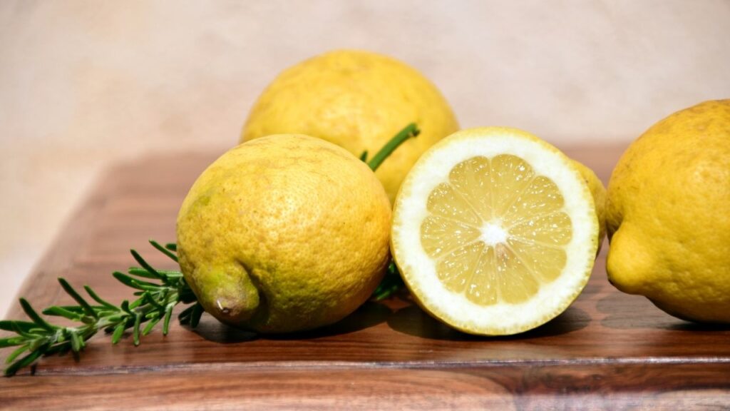 Lemon in Hindi